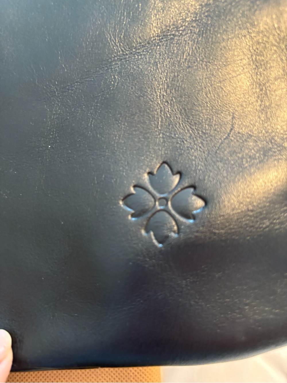 Patricia Nash large black leather purse with unused cross body strap - Picture 3 of 13